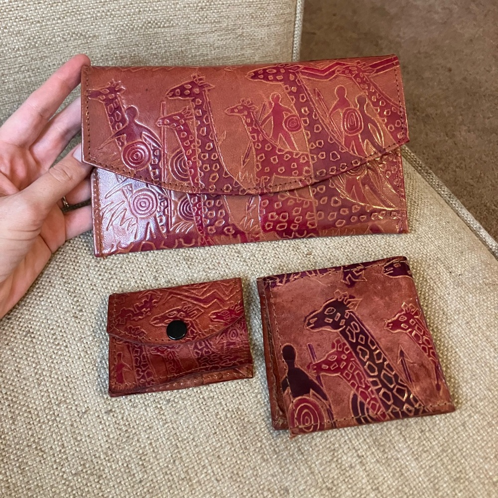3 piece Moroccan leather wallet set with giraffe design